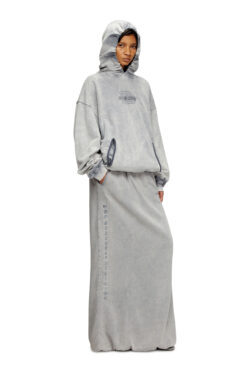 Balloon-shaped maxi skirt